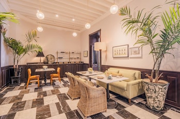 Hotel-Img