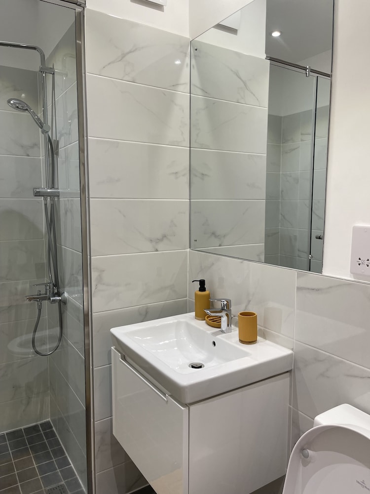 the lennox apartment