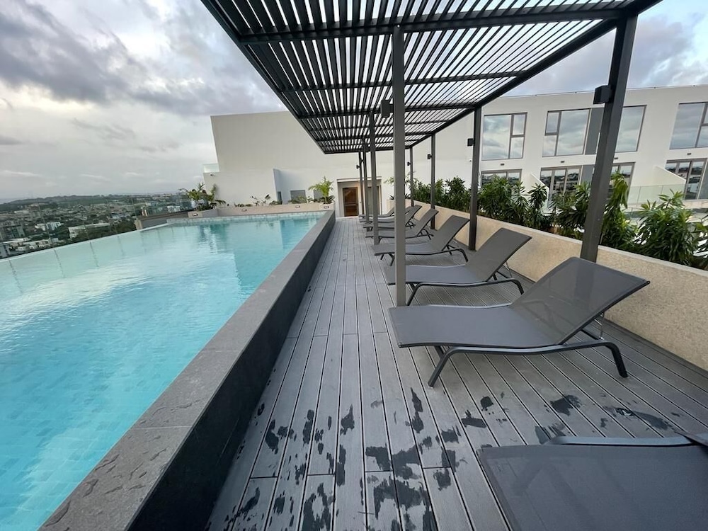 the lennox apartment