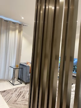 the lennox apartment