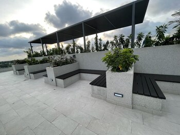 the lennox apartment