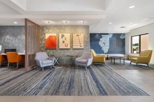 Holiday Inn Express Hotel And Suites Peru - Lasalle Area,Illinois>>Hoffman Estates,3 star