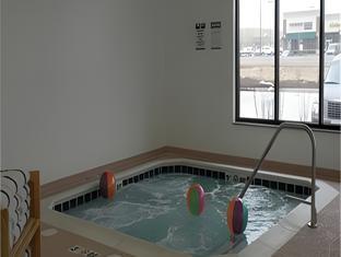 Holiday Inn Express Hotel And Suites Peru - Lasalle Area,Illinois>>Hoffman Estates,3 star