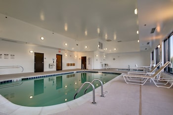 Holiday Inn Express Hotel And Suites Peru - Lasalle Area,Illinois>>Hoffman Estates,3 star