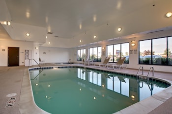 Holiday Inn Express Hotel And Suites Peru - Lasalle Area,Illinois>>Hoffman Estates,3 star