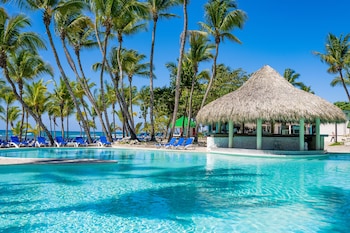 Coral Costa Caribe Beach Resort - All Inclusive,Guayacanes>>Boca Chica,4 star