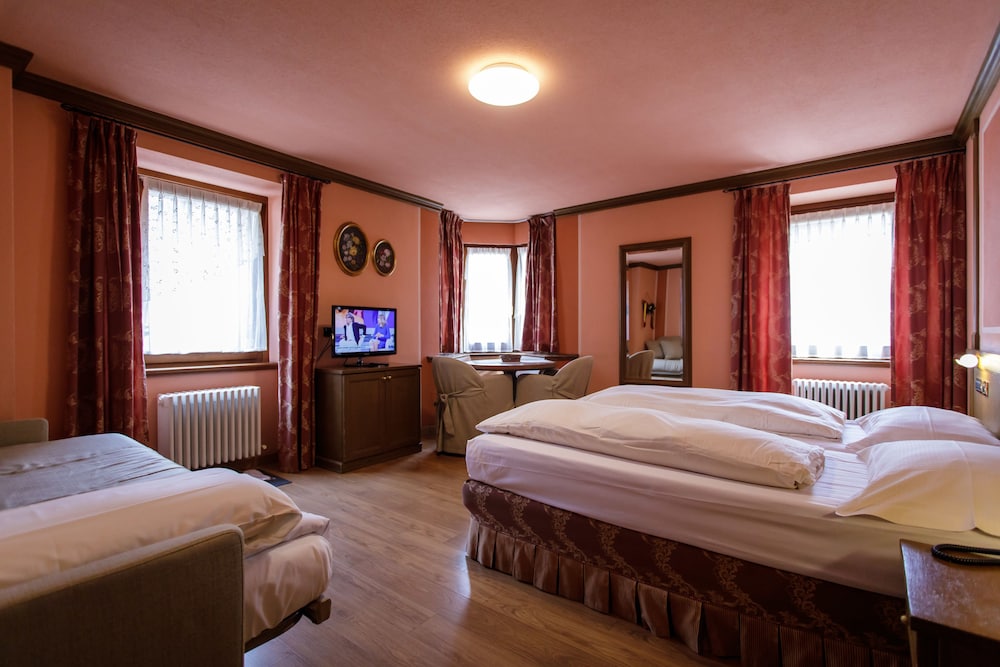 hotel compagnoni