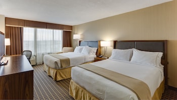 holiday inn express washington dc sw springfield by ihg