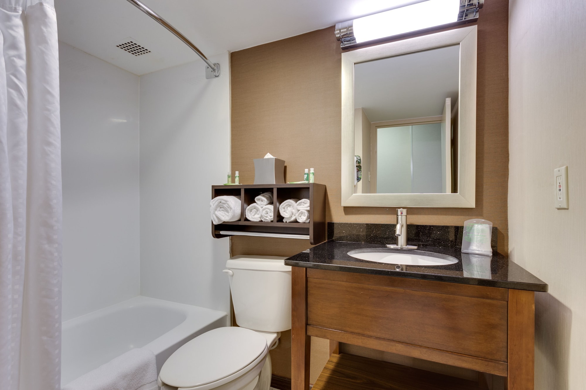 holiday inn express washington dc sw springfield by ihg