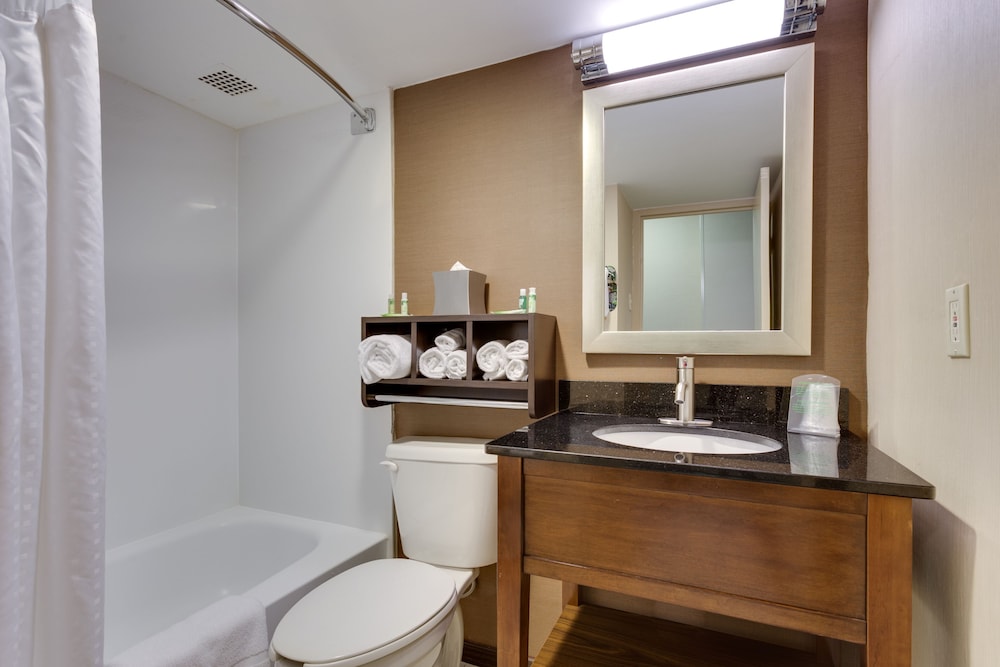 holiday inn express washington dc sw springfield by ihg