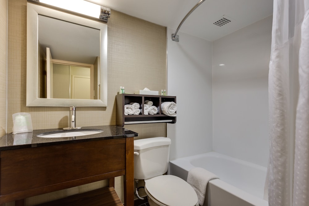 holiday inn express washington dc sw springfield by ihg