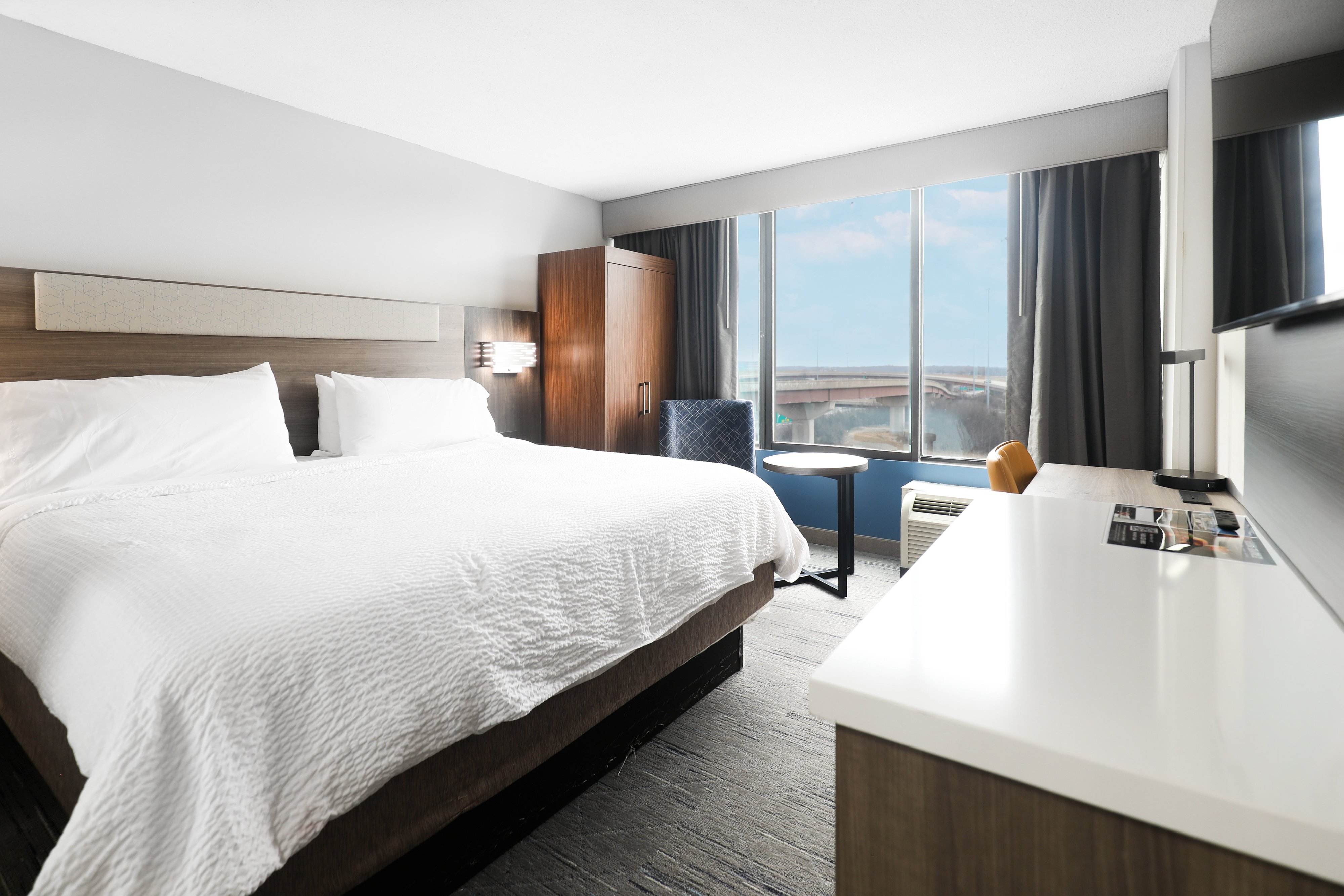 holiday inn express washington dc sw springfield by ihg