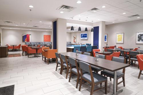 holiday inn express washington dc sw springfield by ihg
