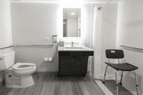 holiday inn express washington dc sw springfield by ihg
