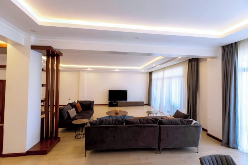 maya boutique and residences