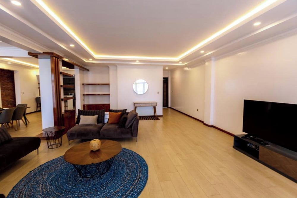 maya boutique and residences