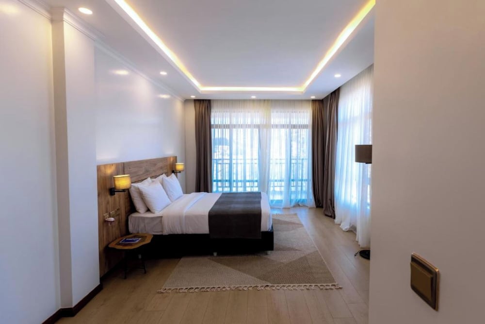 maya boutique and residences