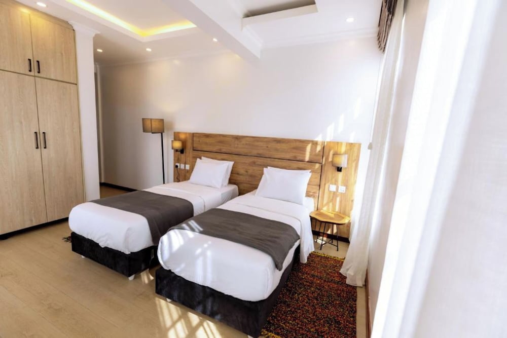 maya boutique and residences