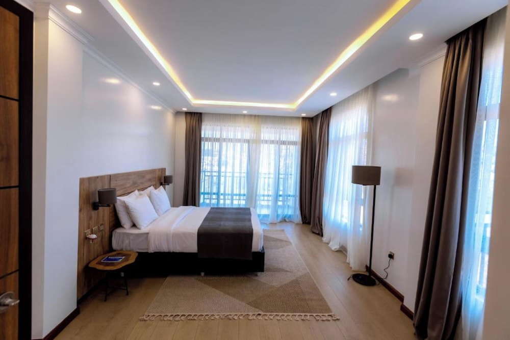 maya boutique and residences