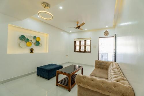 new white minar