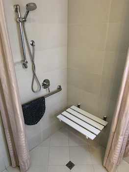 salerno motel apartments