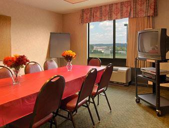 Baymont By Wyndham Cincinnati,Glendale>>Cincinnati,3 star