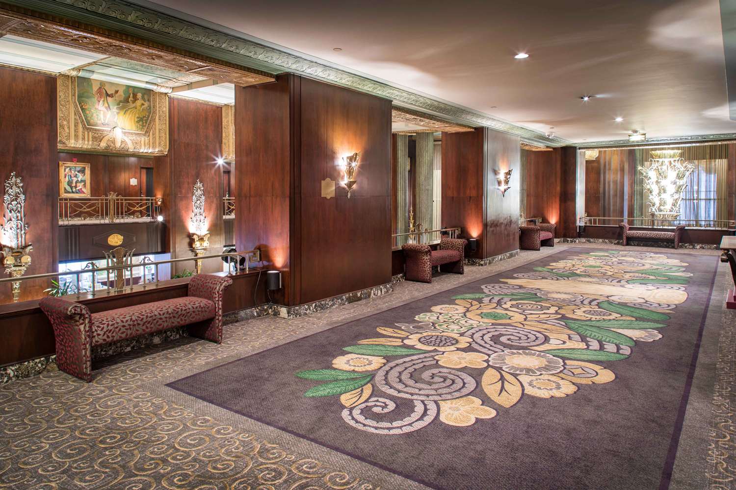 hilton cincinnati netherland plaza