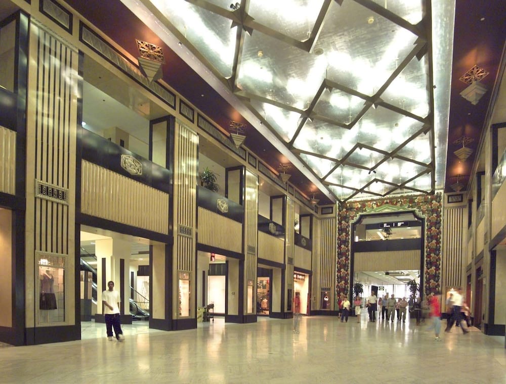 hilton cincinnati netherland plaza