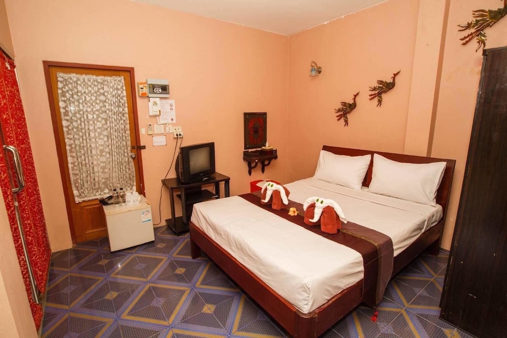 noble night guesthouse kanchanaburi