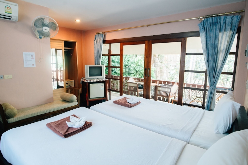 noble night guesthouse kanchanaburi