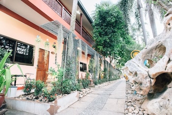 noble night guesthouse kanchanaburi