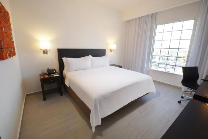 fiesta inn ciudad obregon