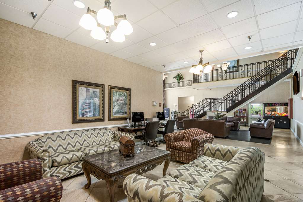 clarion inn and suites central clearwater beach