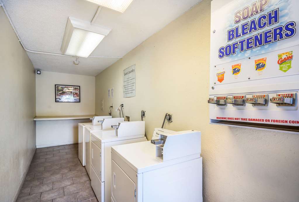 clarion inn and suites central clearwater beach