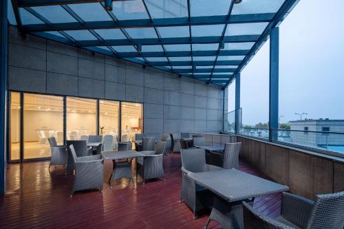 crowne plaza zhenjiang by ihg