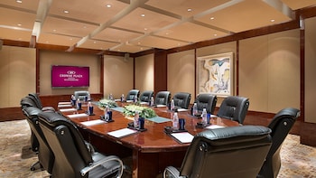 crowne plaza zhenjiang by ihg