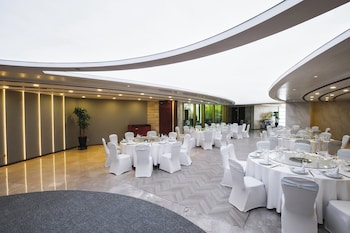 crowne plaza zhenjiang by ihg