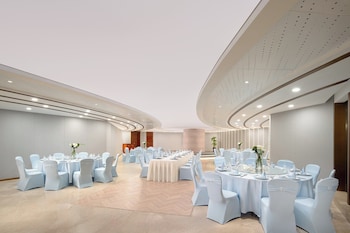 crowne plaza zhenjiang by ihg