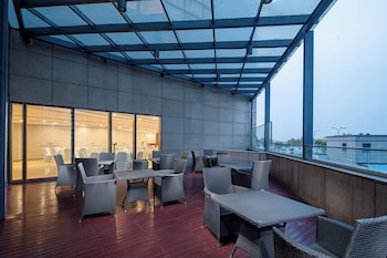 crowne plaza zhenjiang by ihg