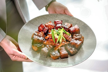 crowne plaza zhenjiang by ihg