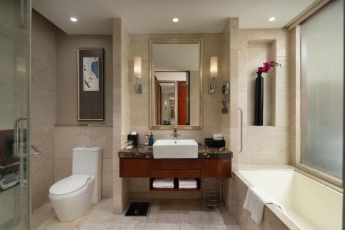 crowne plaza zhenjiang by ihg