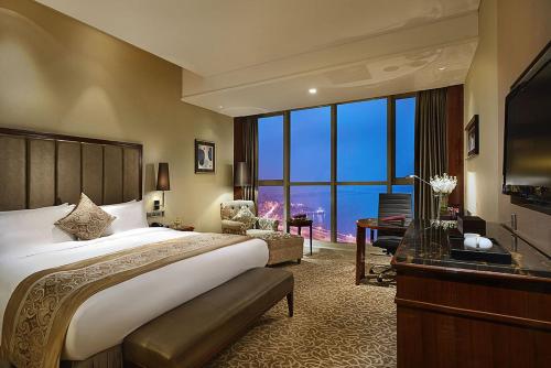 crowne plaza zhenjiang by ihg