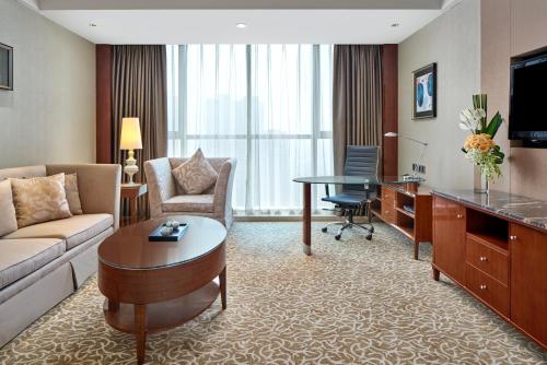 crowne plaza zhenjiang by ihg