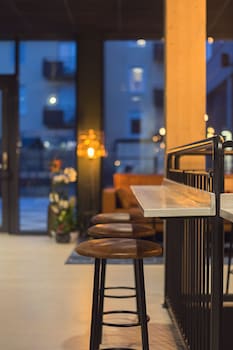 best western plus hus 57