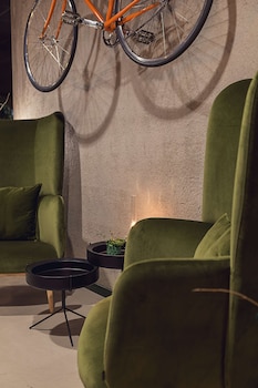 best western plus hus 57