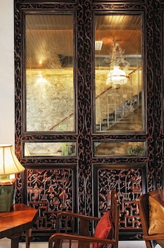 courtyard heeren boutique hotel