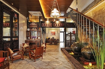 courtyard heeren boutique hotel
