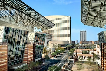 sheraton phoenix downtown