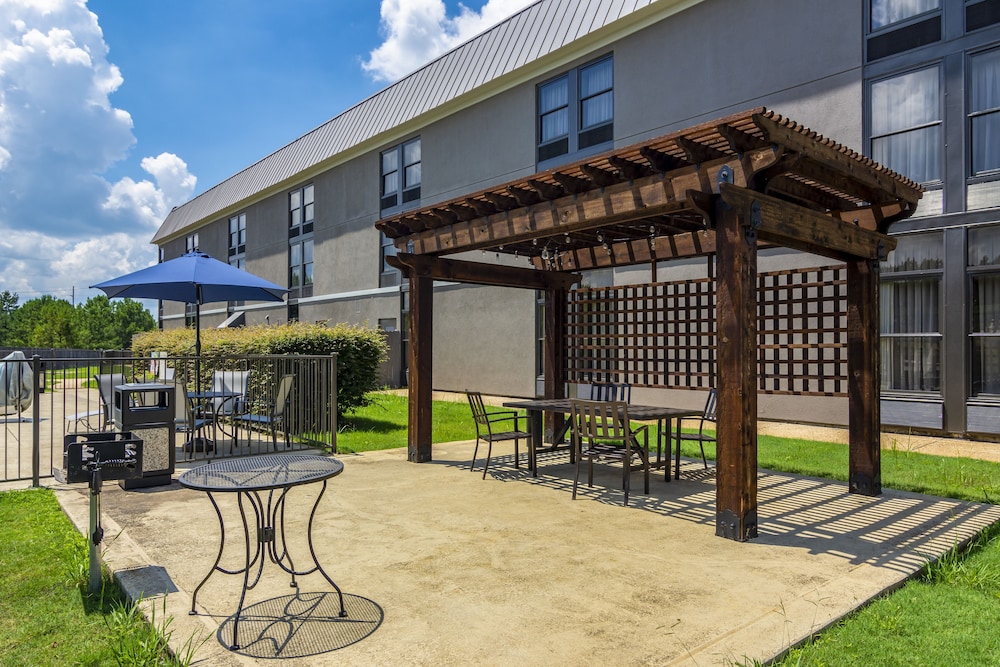 quality inn valley west point