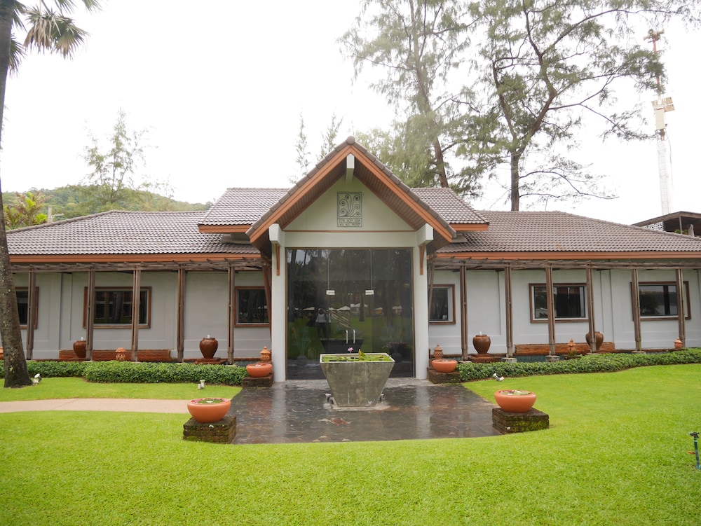 katathani phuket beach resort